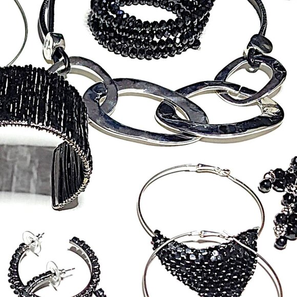 Black statement jewellery bundle - Picture 4 of 10